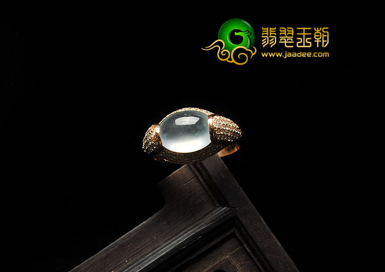 玻璃种缅甸翡翠A货镶玫瑰金戒指（真钻）