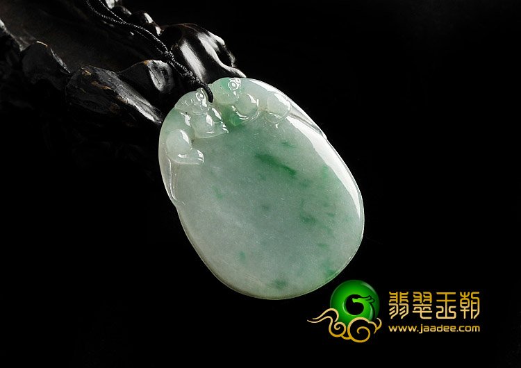 糯冰种飘翠缅甸翡翠A货福牌挂件