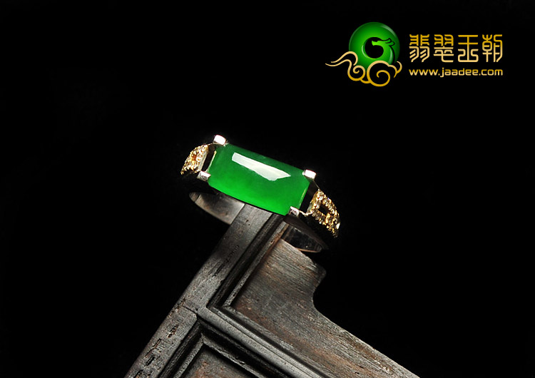 冰种阳绿缅甸翡翠A货镶白金玫瑰金戒指（真钻）