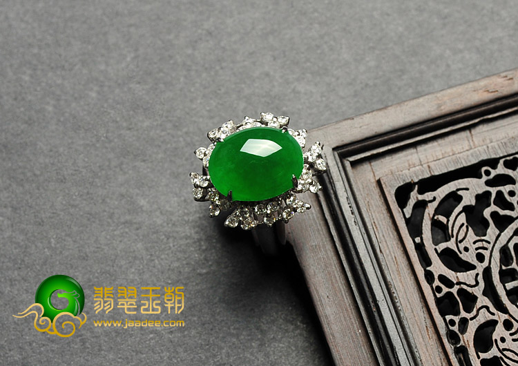冰种正阳绿缅甸翡翠A货镶白金戒指（真钻）