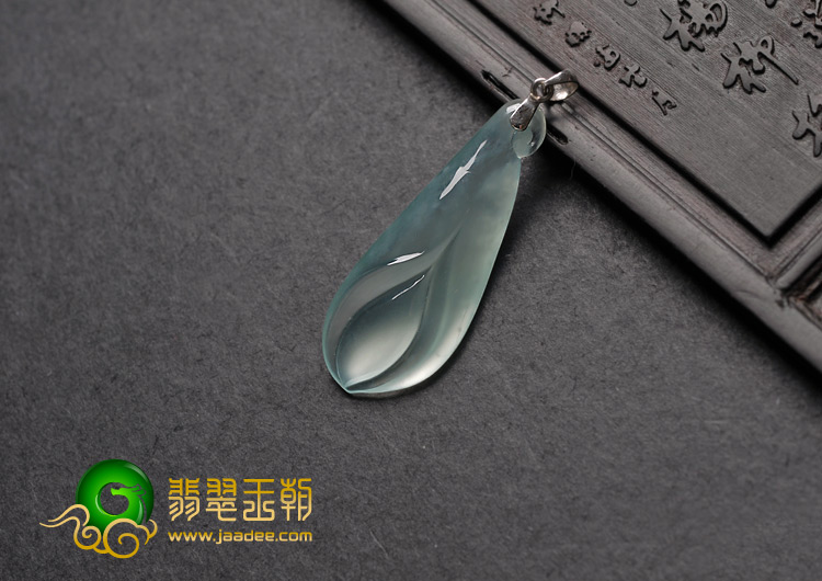 冰玻种晴水缅甸翡翠A货玉兰花挂件