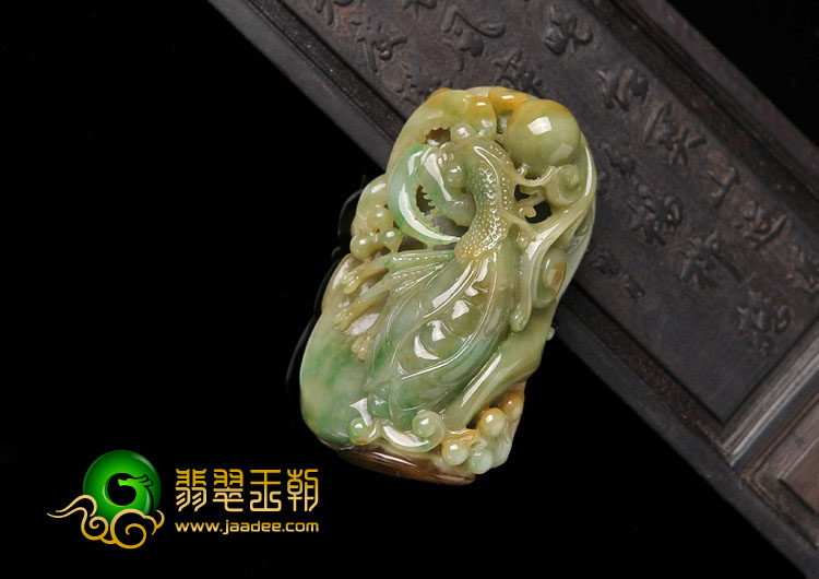 糯冰种黄加绿缅甸翡翠A货飞黄腾达挂件