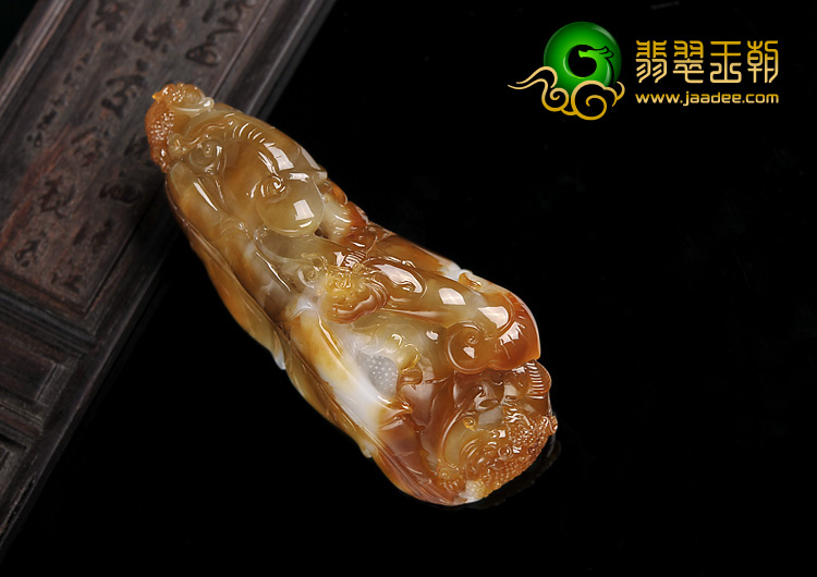 糯冰种褐黄翡缅甸翡翠A货招财进宝手玩件