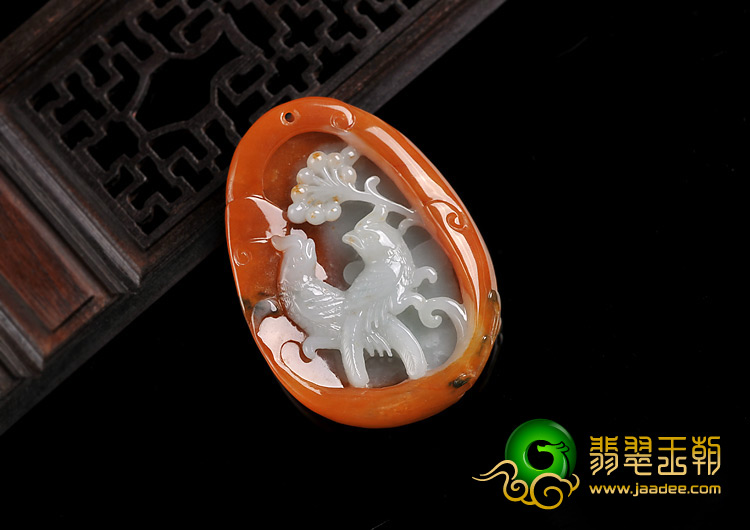 糯冰种红翡缅甸翡翠A货喜上眉梢挂件