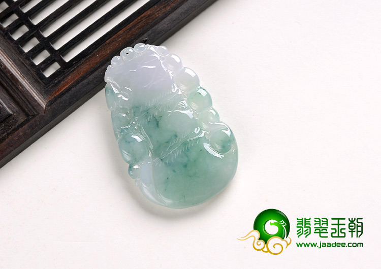 糯冰种飘花缅甸翡翠A货节节高挂件