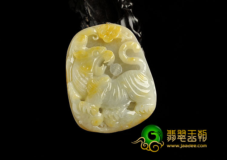糯冰种黄翡缅甸翡翠A货虎虎生威挂件
