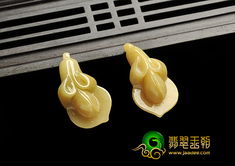 糯冰种褐黄翡缅甸翡翠A货玉兰花挂件（一对）