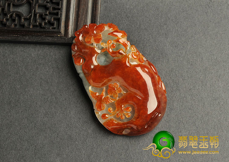 糯冰种红翡飘花缅甸翡翠A货喜上眉梢挂件/手玩件