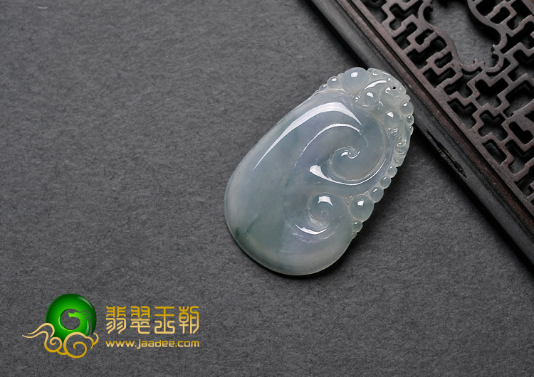 冰种飘花缅甸翡翠A货如意寿挂件