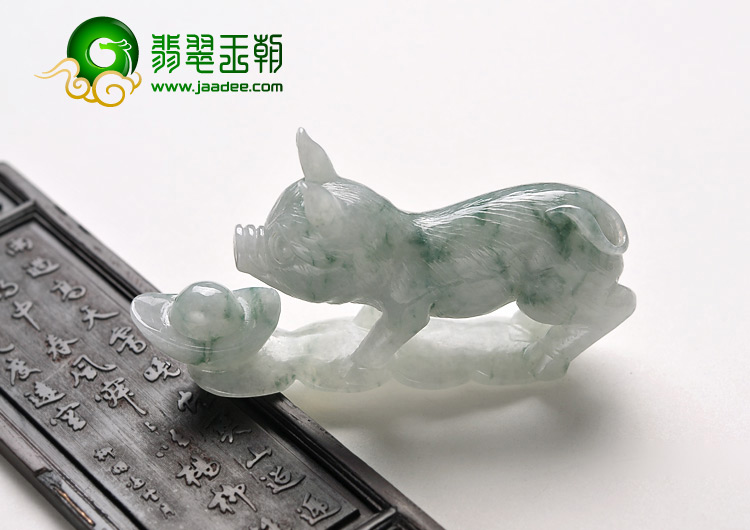 糯冰种飘花缅甸翡翠A货招财猪挂件