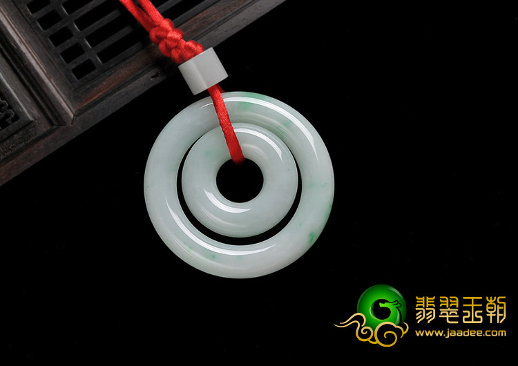 糯冰种翠色缅甸翡翠A货玉环挂件