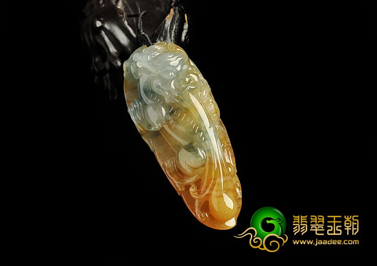 冰种黄翡飘花缅甸翡翠A货龙成大业挂件