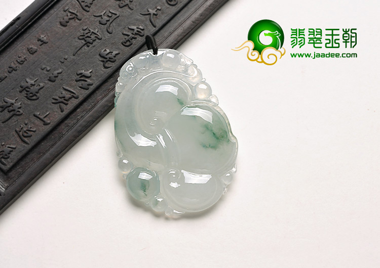 糯冰种飘花缅甸翡翠A货如意挂件