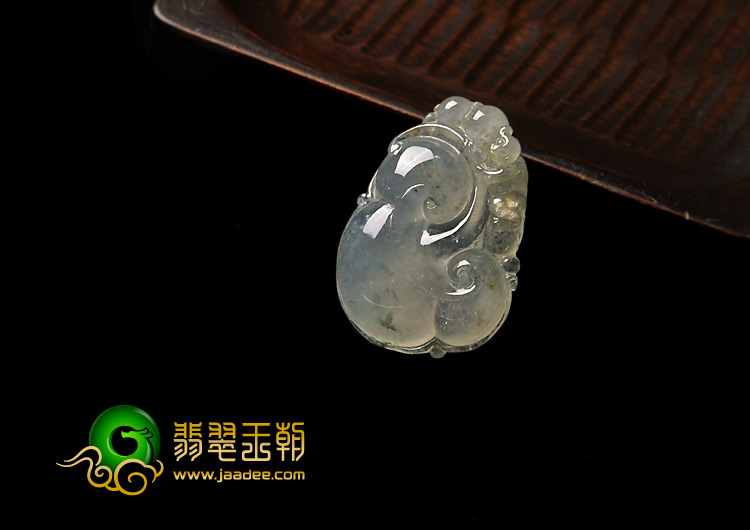冰种飘花缅甸翡翠A货如意挂件