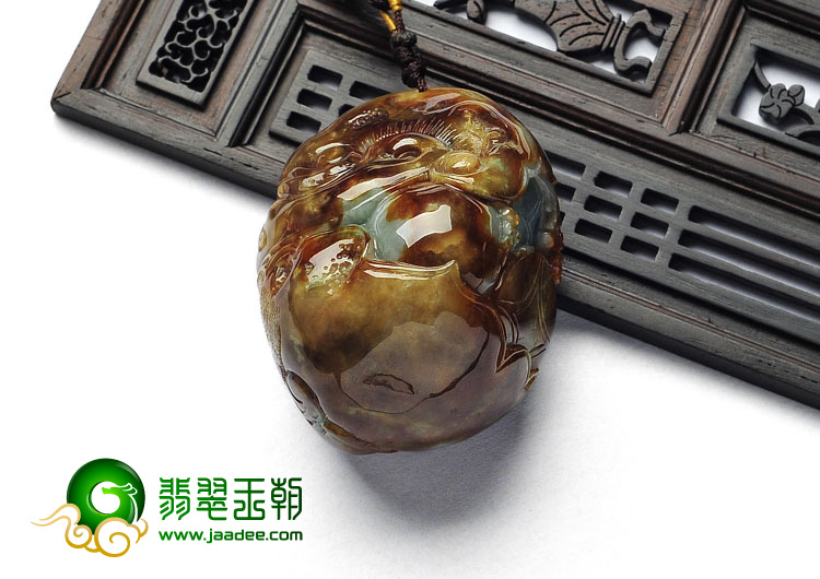 糯冰种褐红翡缅甸翡翠A货貔貅手玩件