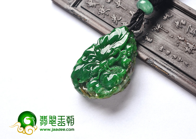 糯冰种黄加绿缅甸翡翠A货蝶恋花挂件