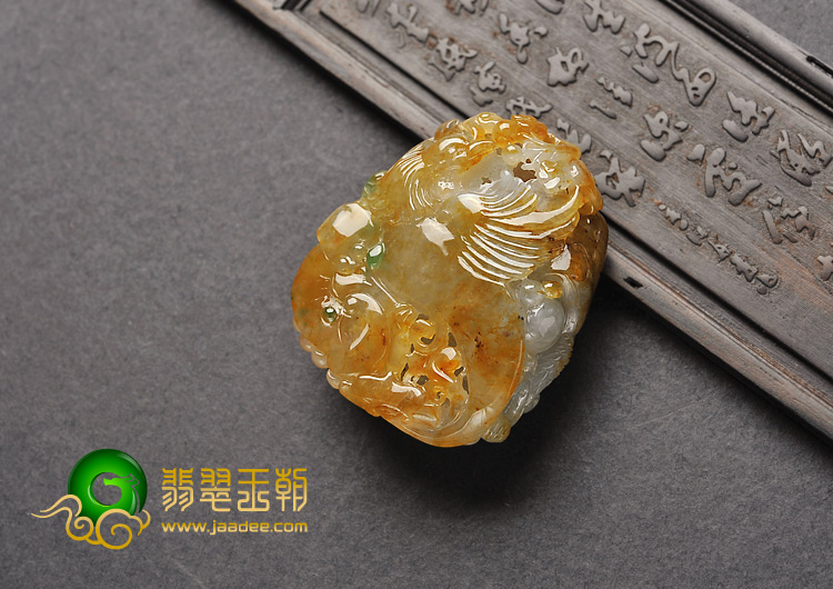(超值推荐)冰种黄翡略飘翠缅甸翡翠A货如意凤凰挂件