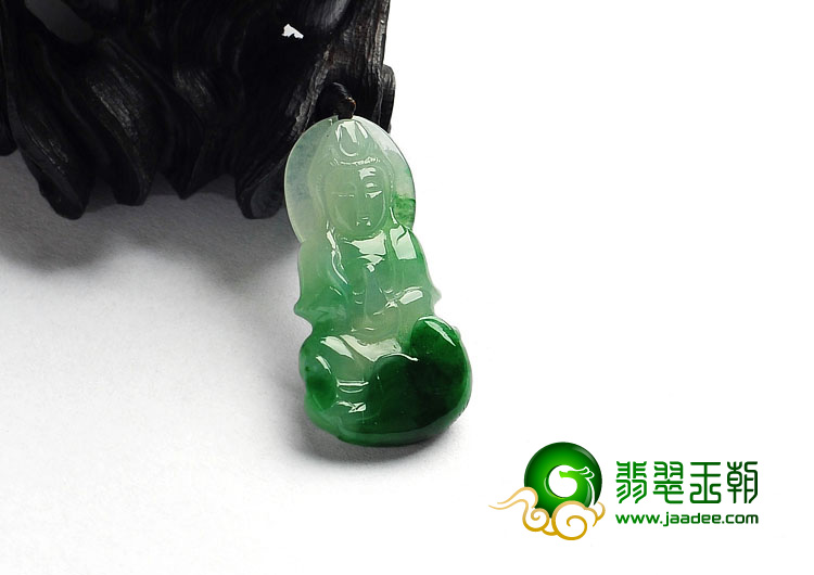 冰种翠色缅甸翡翠A货观音挂件