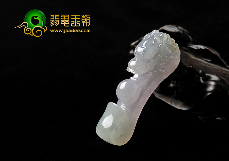冰种晴水略带黄翡缅甸翡翠A货龙钩挂件
