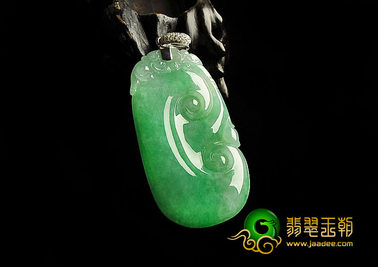 冰种阳绿缅甸翡翠A货如意寿挂件