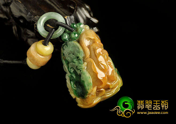 细糯种黄加绿缅甸翡翠A货富贵花开挂件