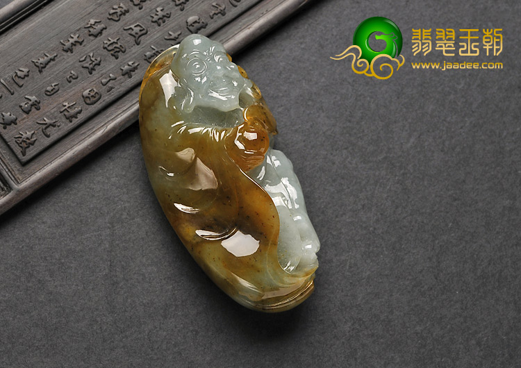 糯冰种褐黄翡缅甸翡翠A货罗汉挂件