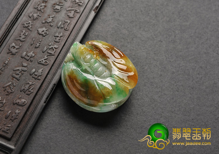 糯冰种黄加绿缅甸翡翠A货蝙蝠挂件
