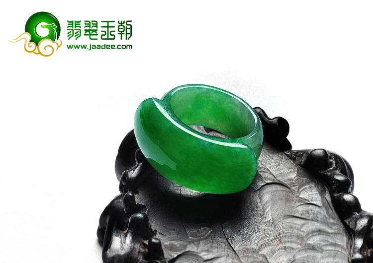 冰种正阳绿缅甸翡翠A货马鞍戒