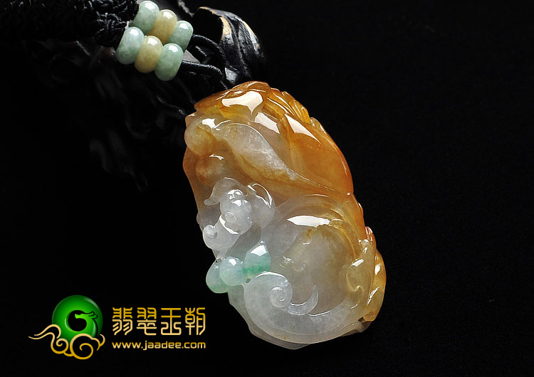 冰种三彩缅甸翡翠A货玉兰花挂件