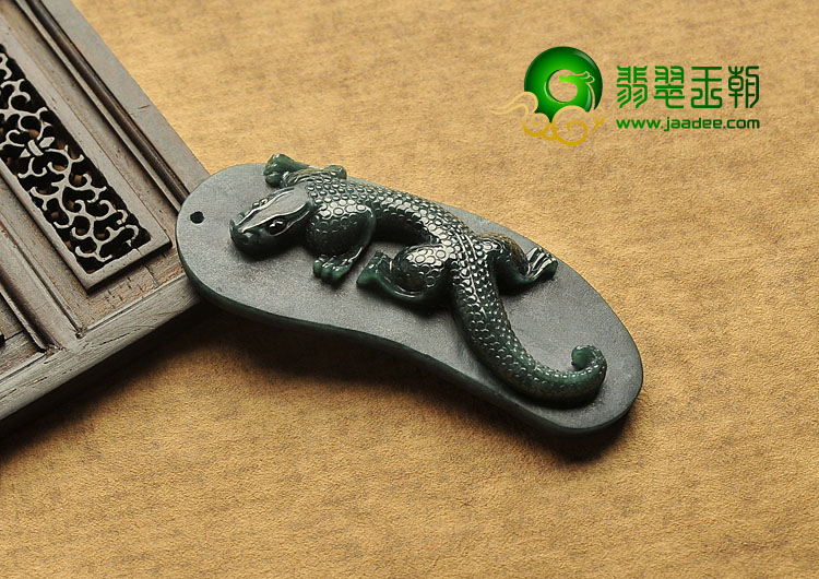 冰种墨翠缅甸翡翠A货今非昔比挂件