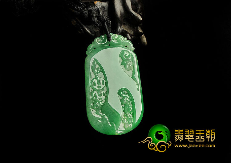 冰种阳绿满绿缅甸翡翠A货平安牌挂件