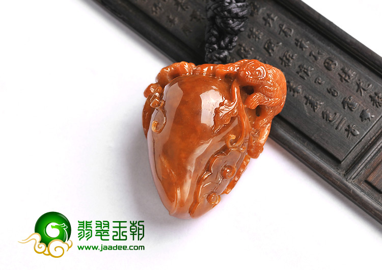 糯冰种红翡缅甸翡翠A货灵猴献寿手玩件