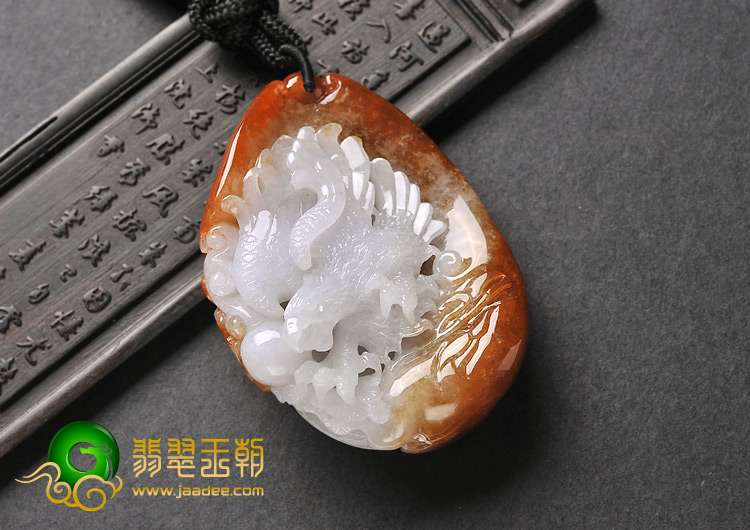 糯冰种红翡缅甸翡翠A货大展鸿图手玩件