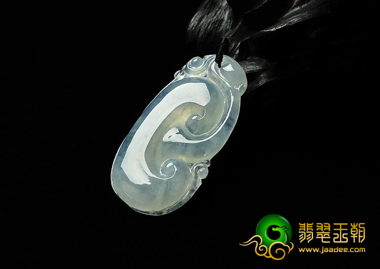 冰种略飘花缅甸翡翠A货如意挂件