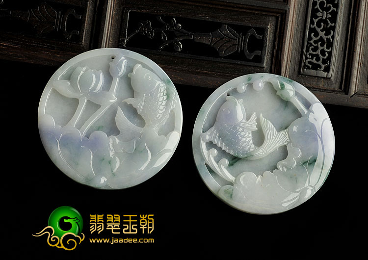 糯冰种春带彩缅甸翡翠A货年年有余挂件（一对）