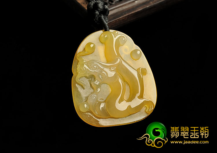 冰种黄翡缅甸翡翠A货小龙牌挂件