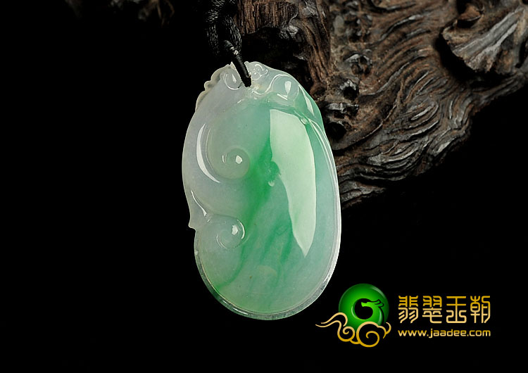 冰种飘翠缅甸翡翠A货如意挂件