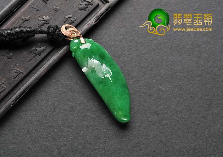 冰种正阳绿满绿缅甸翡翠A货福瓜挂件