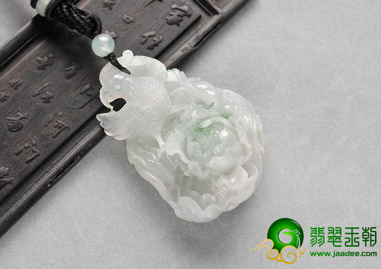 糯冰种略飘花缅甸翡翠A货花开富贵手玩件