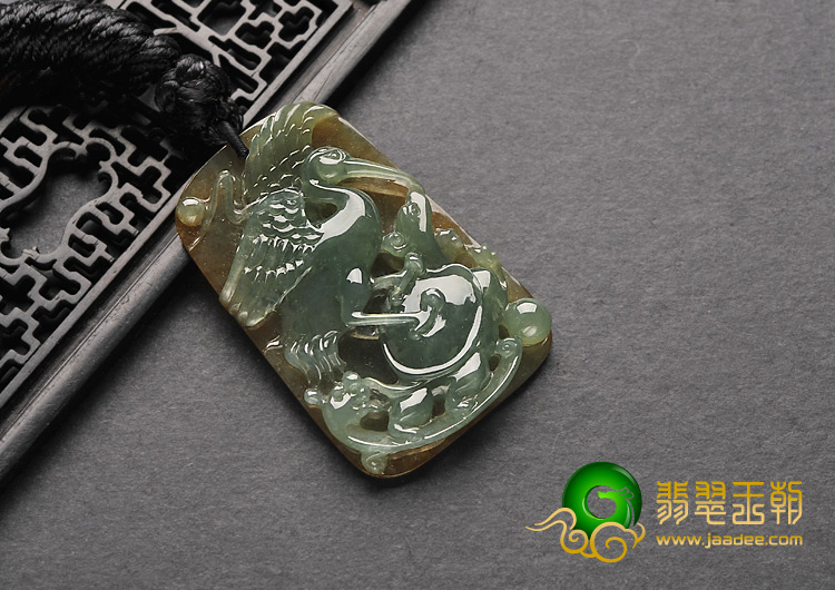 冰种褐黄翡缅甸翡翠A货龟鹤延年挂件
