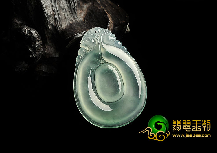 冰种晴水缅甸翡翠A货双龙如意挂件