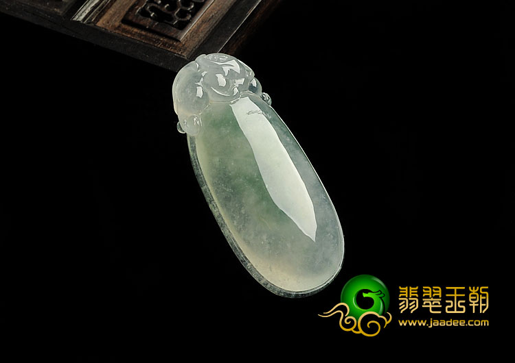 糯冰种飘花缅甸翡翠A货福瓜挂件