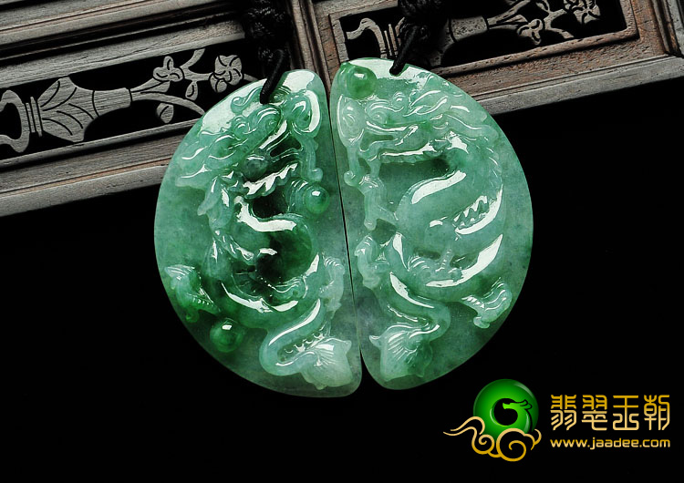 糯冰种飘花缅甸翡翠A货双龙牌挂件（一对）