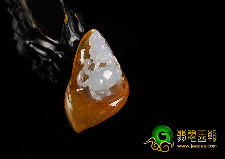 冰种红翡缅甸翡翠A货螭龙挂件