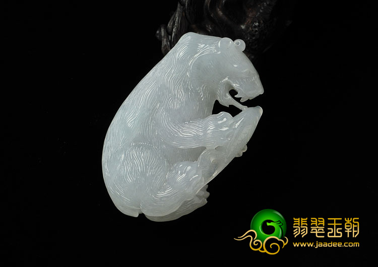 糯冰种淡晴水缅甸翡翠A货熊手玩件/挂件