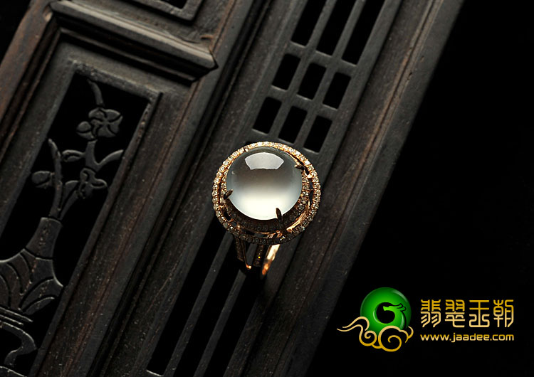 玻璃种缅甸翡翠A货镶玫瑰金戒指（真钻）