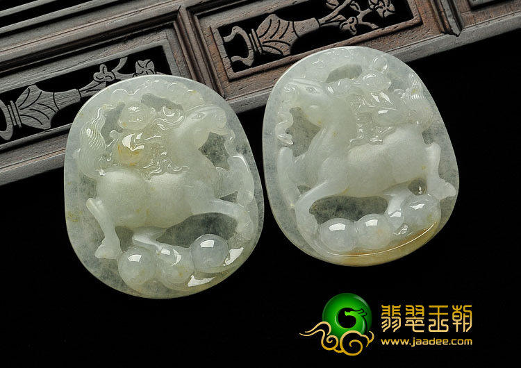 冰种淡黄翡缅甸翡翠A货马上封侯挂件（一对）