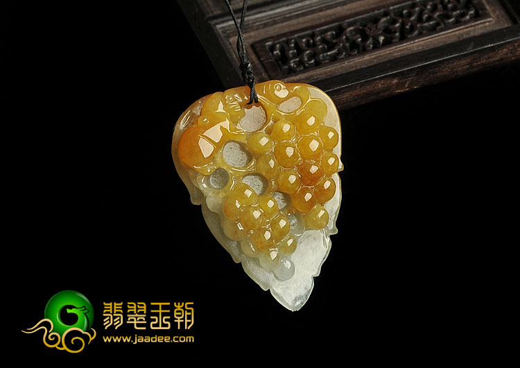糯冰种黄翡缅甸翡翠A货多子多福挂件