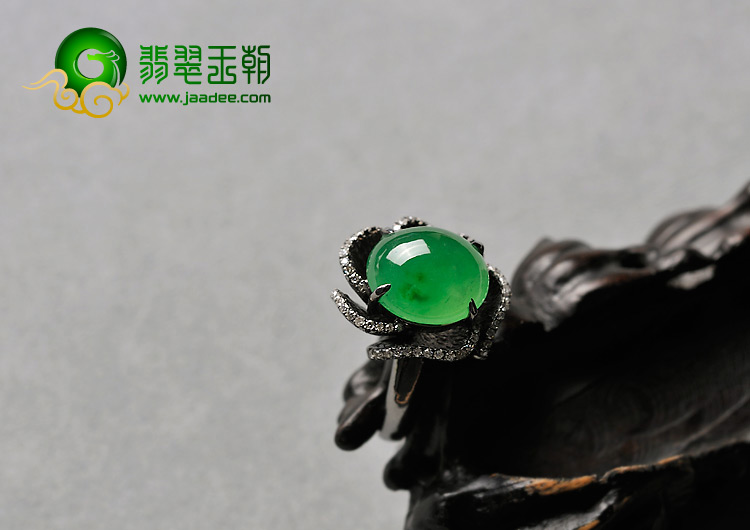 冰种阳绿缅甸翡翠A货镶乌金戒指（真钻）