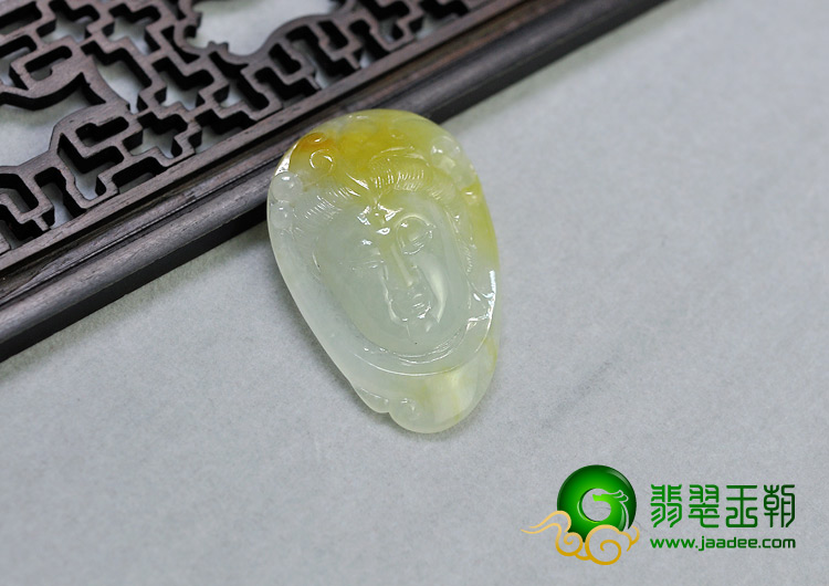 冰种黄翡缅甸翡翠A货观音头挂件
